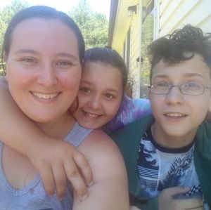 Meet your Posher, Leslie